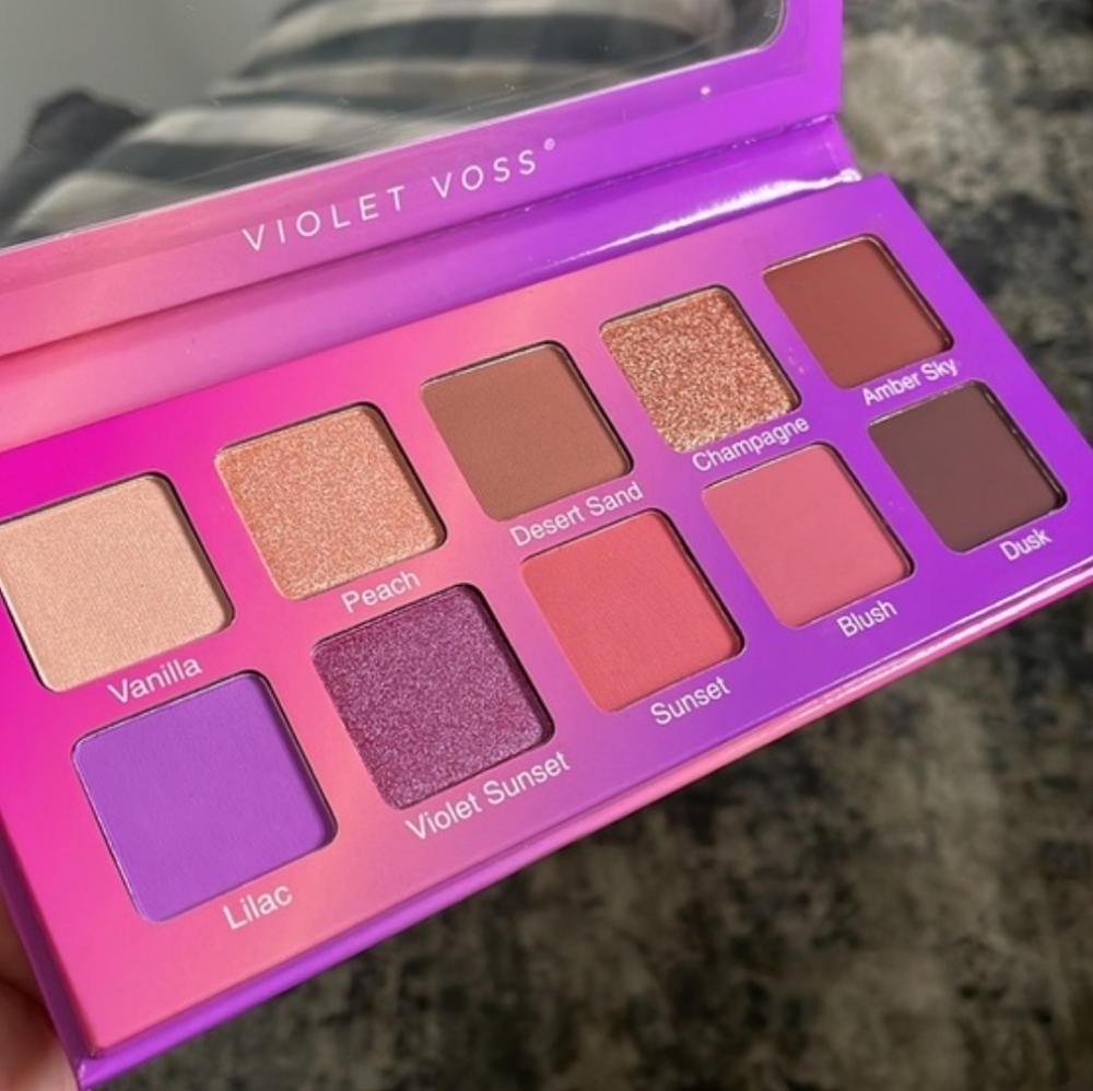 NIB Violet Voss Violet Sunset Pro Series Eye Shadow & Pressed Pigment Palette